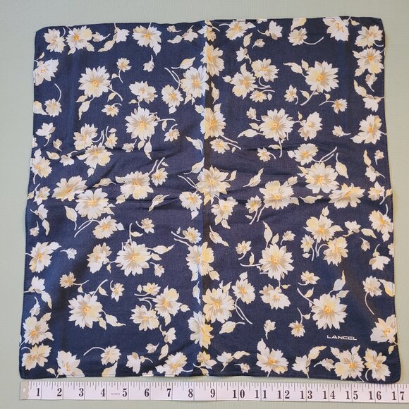 Vintage LANCEL Daisy Print (navy with white/yellow daisies) - Picture 1 of 2
